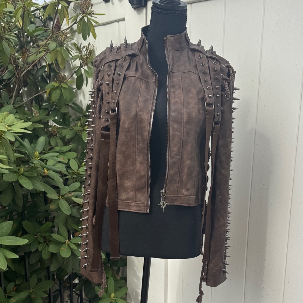 Darker wavs spiked jacket xs nwt